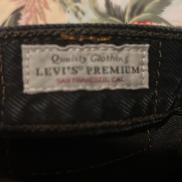 Levi’s 501 Skinny’s…5 button fly black jeans. - Picture 7 of 10